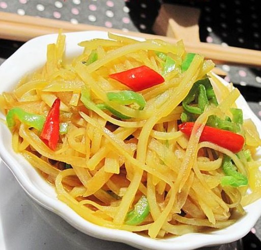 日本打来了弄道菜吃下-酸辣土豆丝-聚微达人